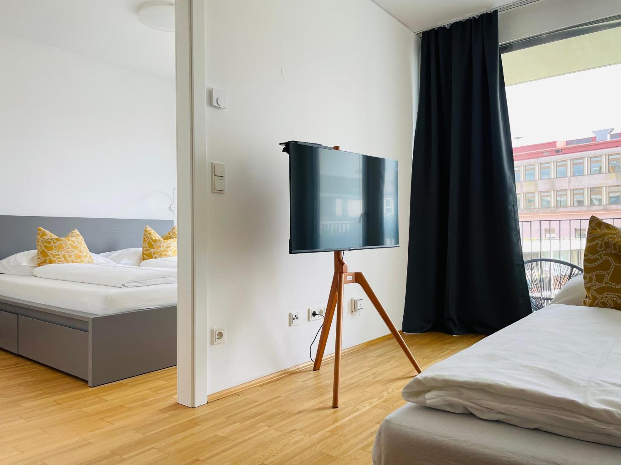 Apstay City Center I Free Parking I Self Check-In Graz Exterior foto